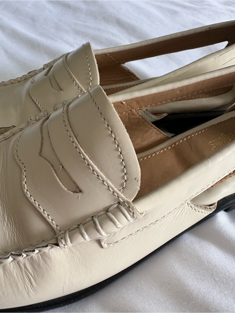 G.H. Bass Summer Whitney Weejuns loafers, Sz 7 - Picture 6 of 11